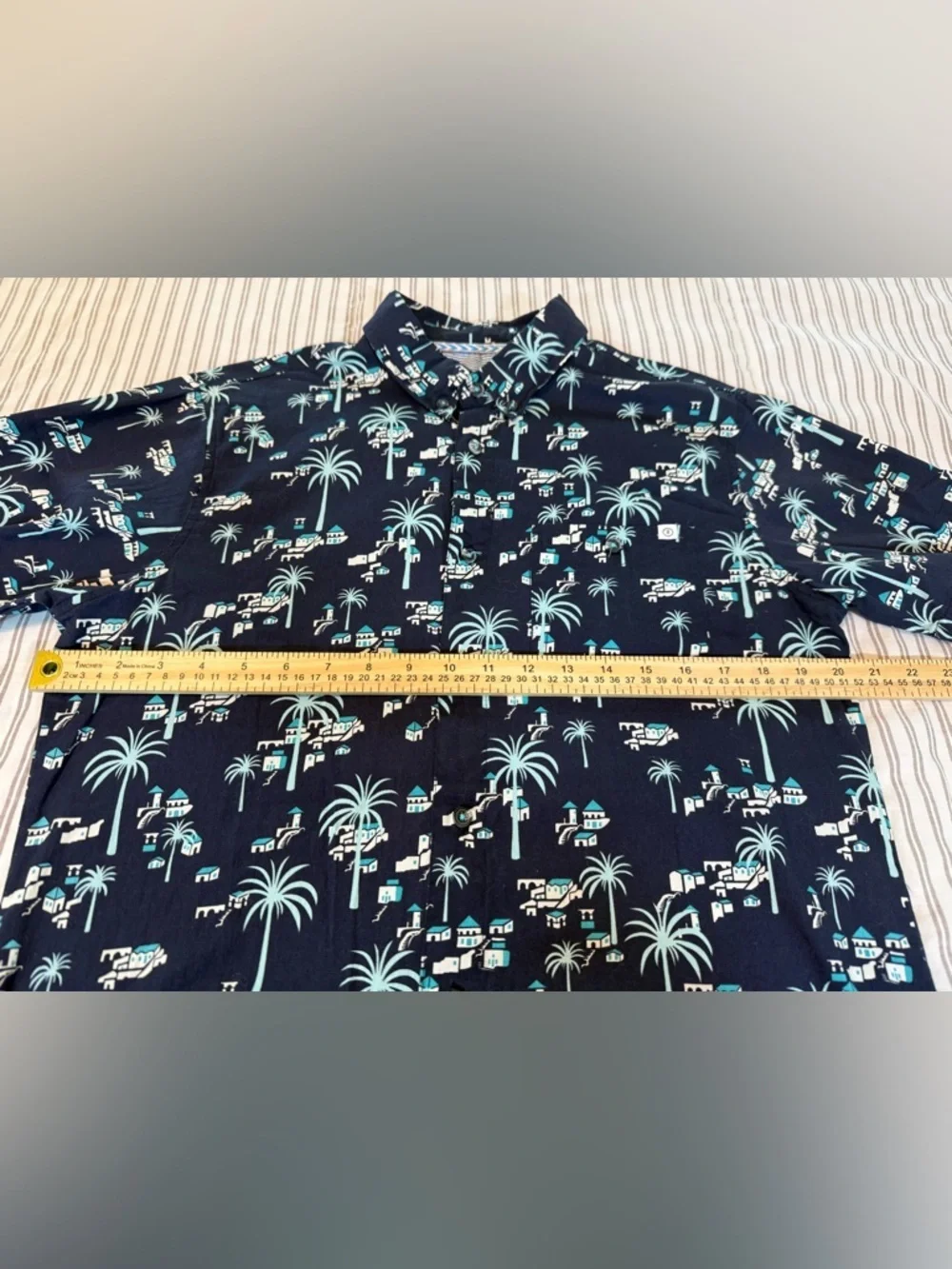 Reverse Threads Men’s Short Sleeve Button Down Shirt Size M - Picture 7 of 14